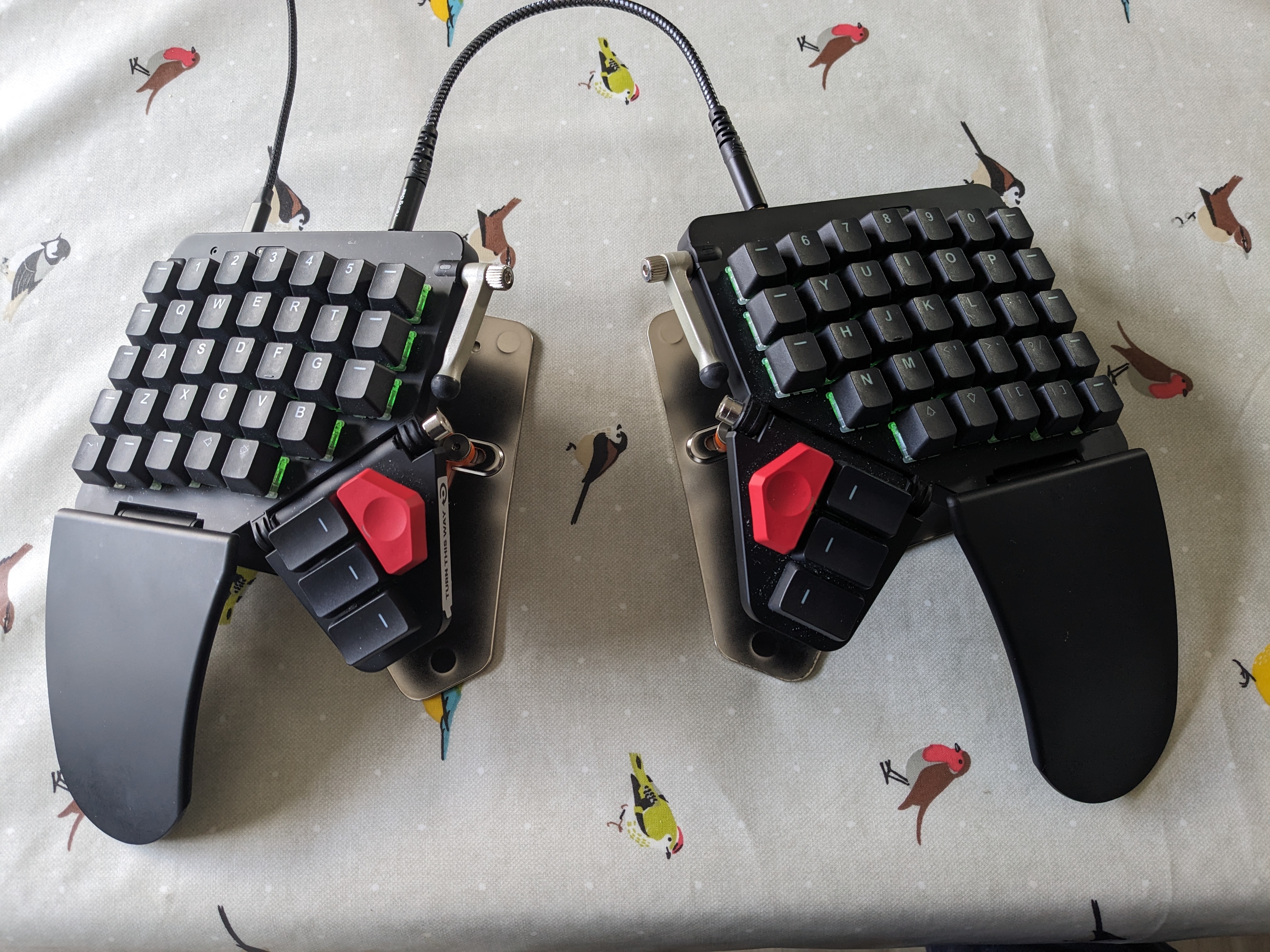 Moonlander Keyboard on platform